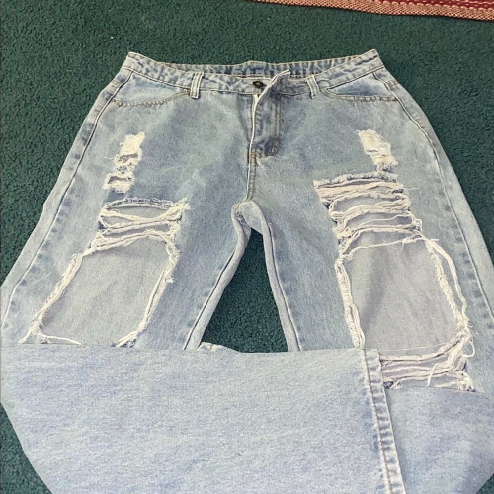 Ripped jeans